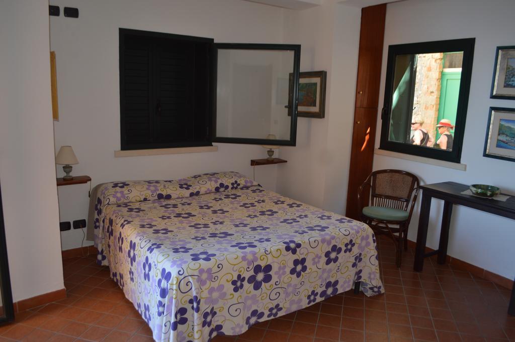 Le Piccole Grotte Bed & Breakfast Scilla Bagian luar foto