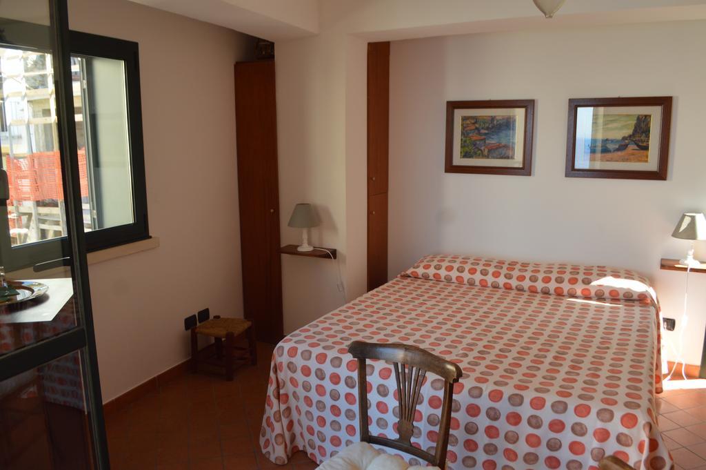 Le Piccole Grotte Bed & Breakfast Scilla Bagian luar foto