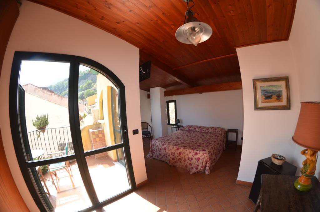 Le Piccole Grotte Bed & Breakfast Scilla Bagian luar foto