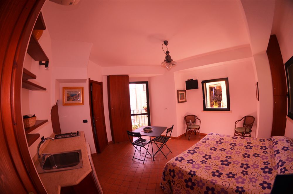 Le Piccole Grotte Bed & Breakfast Scilla Bagian luar foto