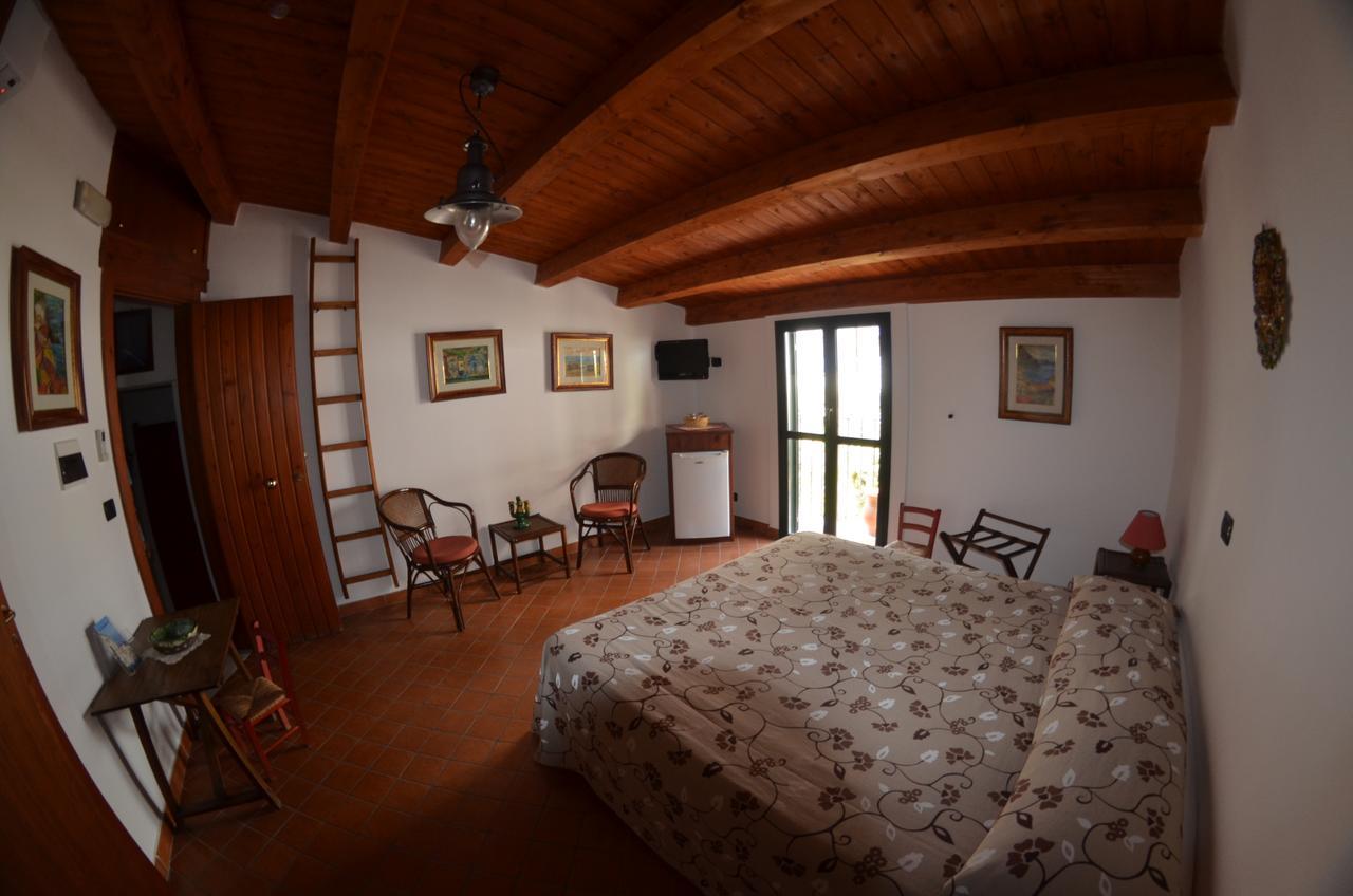 Le Piccole Grotte Bed & Breakfast Scilla Bagian luar foto