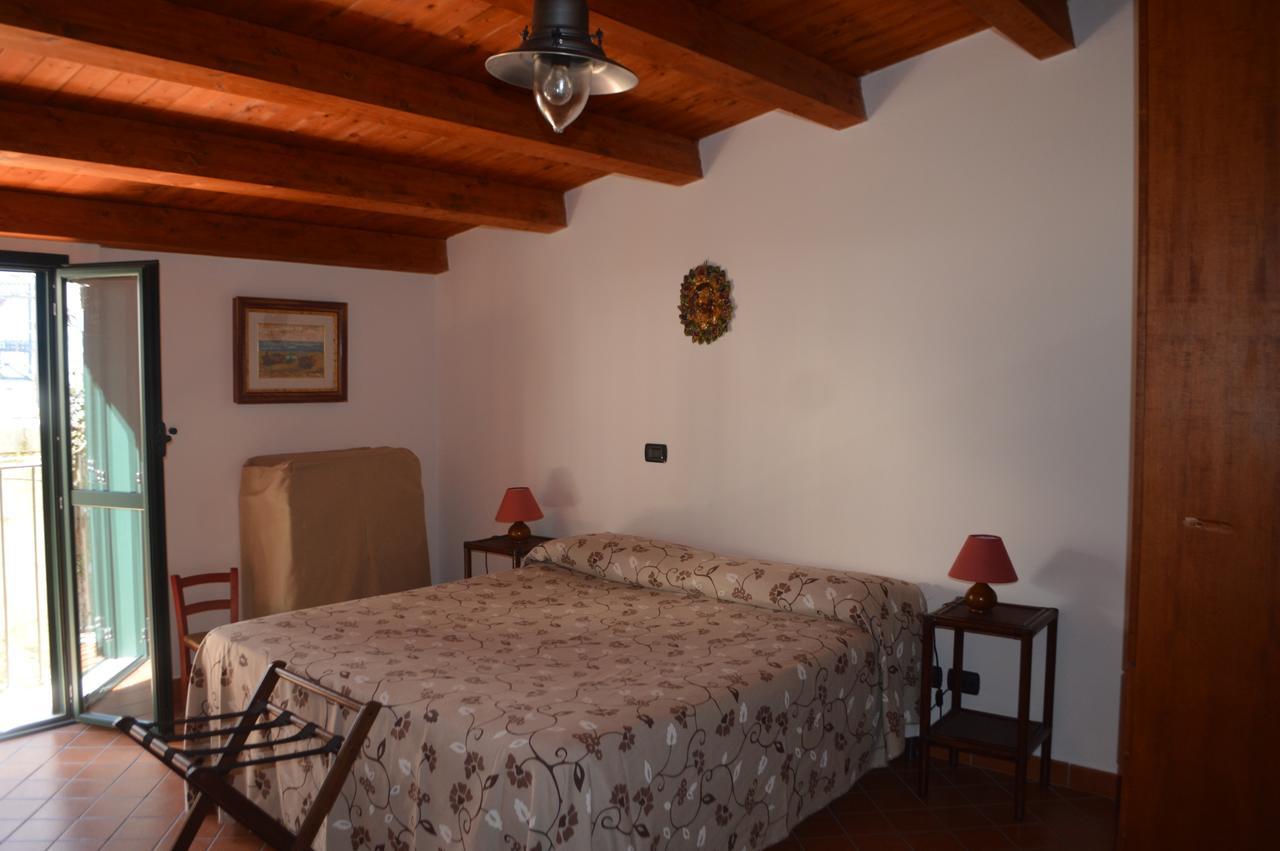 Le Piccole Grotte Bed & Breakfast Scilla Bagian luar foto